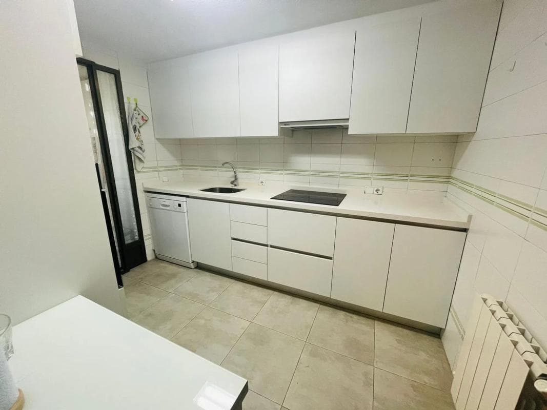Venta de piso en Avenida de Holanda, Alicante / Alacant
photo 2
