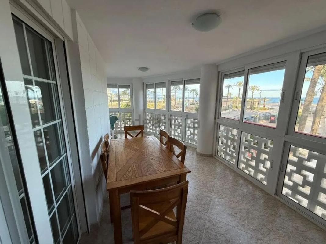 Venta de piso en Avenida de Niza, Alicante / Alacant
photo 3