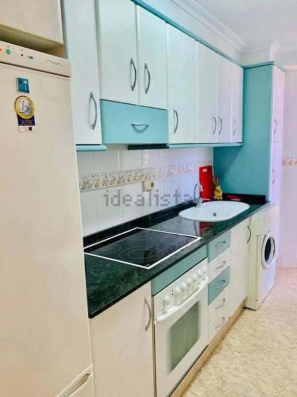 Venta de piso en Avenida de Niza, Alicante / Alacant
photo 4