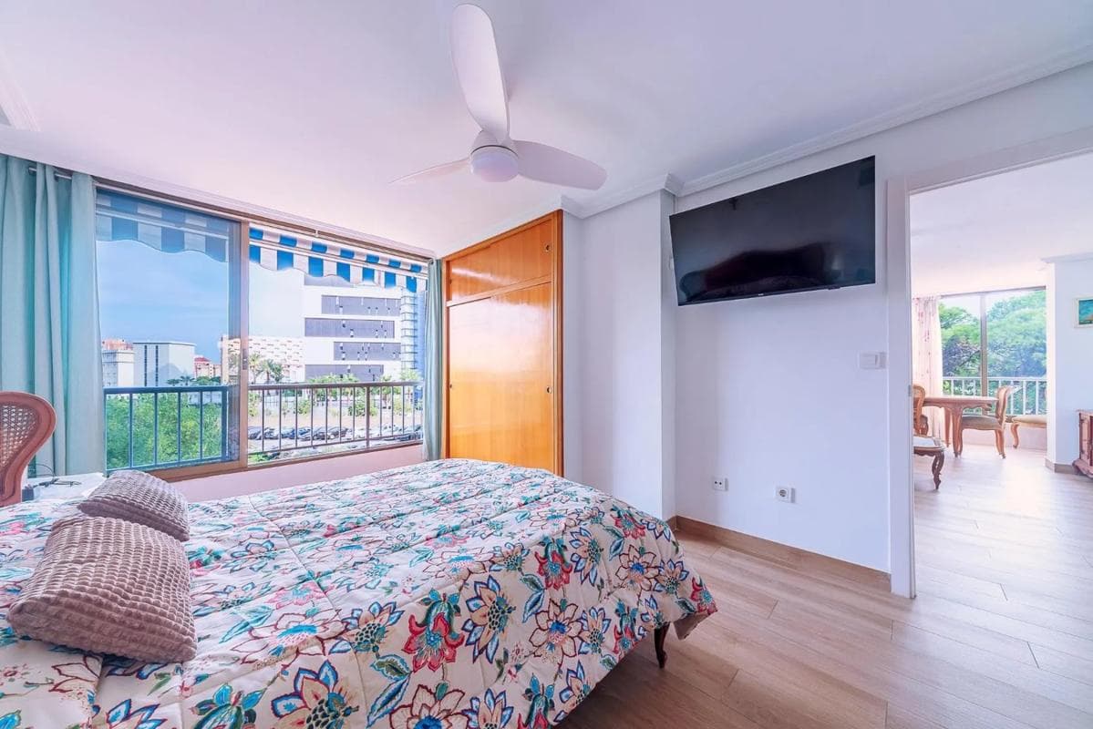 Venta de piso en Avenida Benidorm, Alicante / Alacant
photo 5