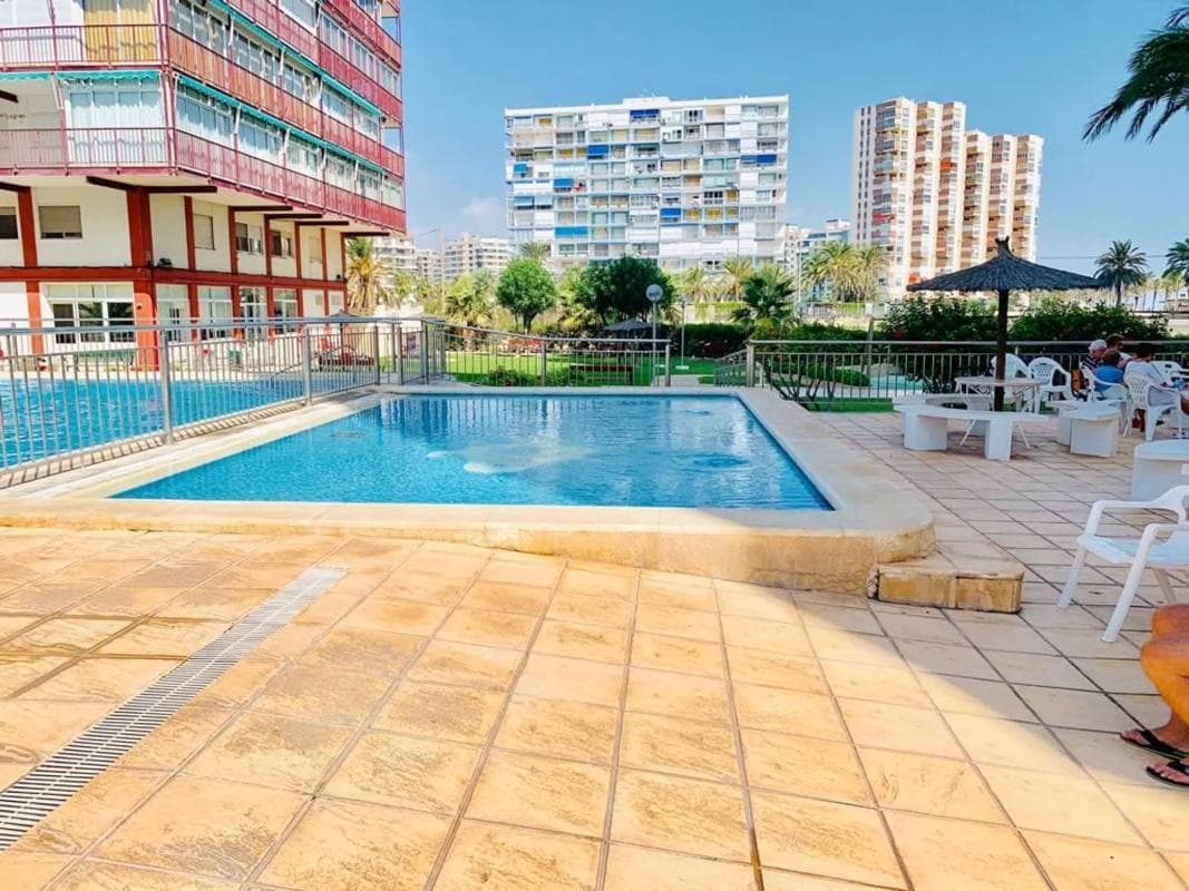 Venta de piso en Avenida de Niza, 30, Alicante / Alacant
photo 3