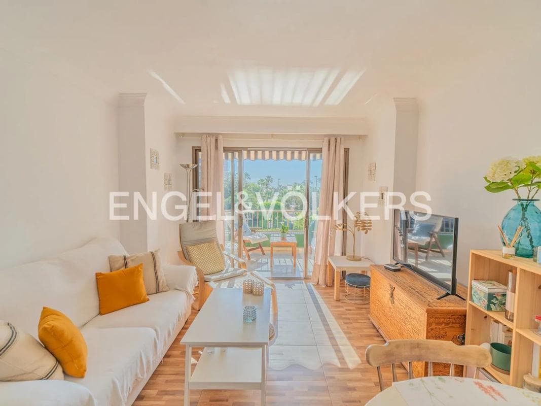 Venta de piso en Avenida de la Costa Blanca, 135, Alicante / Alacant
photo 3