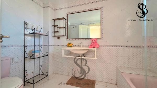Piso en venta en Calle Arpón, Alicante / Alacant
thumbnail 1