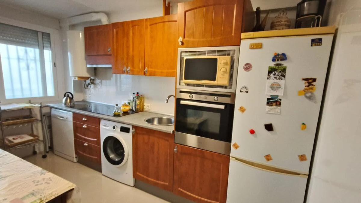 Venta de piso en Avenida Bruselas, Alicante / Alacant
photo 4