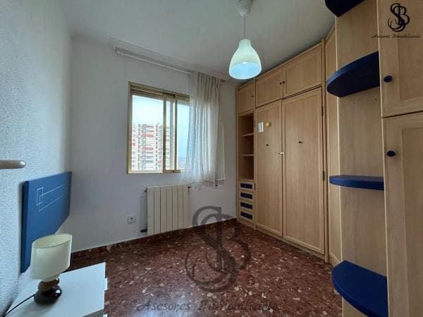 Piso en venta en Calle del Curricán, Alicante / Alacant
thumbnail 2