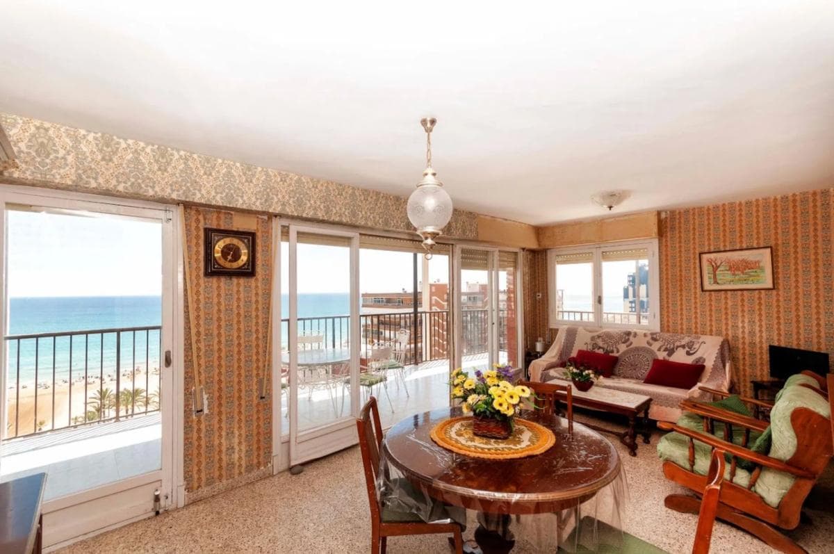 Venta de piso en Avenida Países Escandinavos, 5, Alicante / Alacant
photo 4