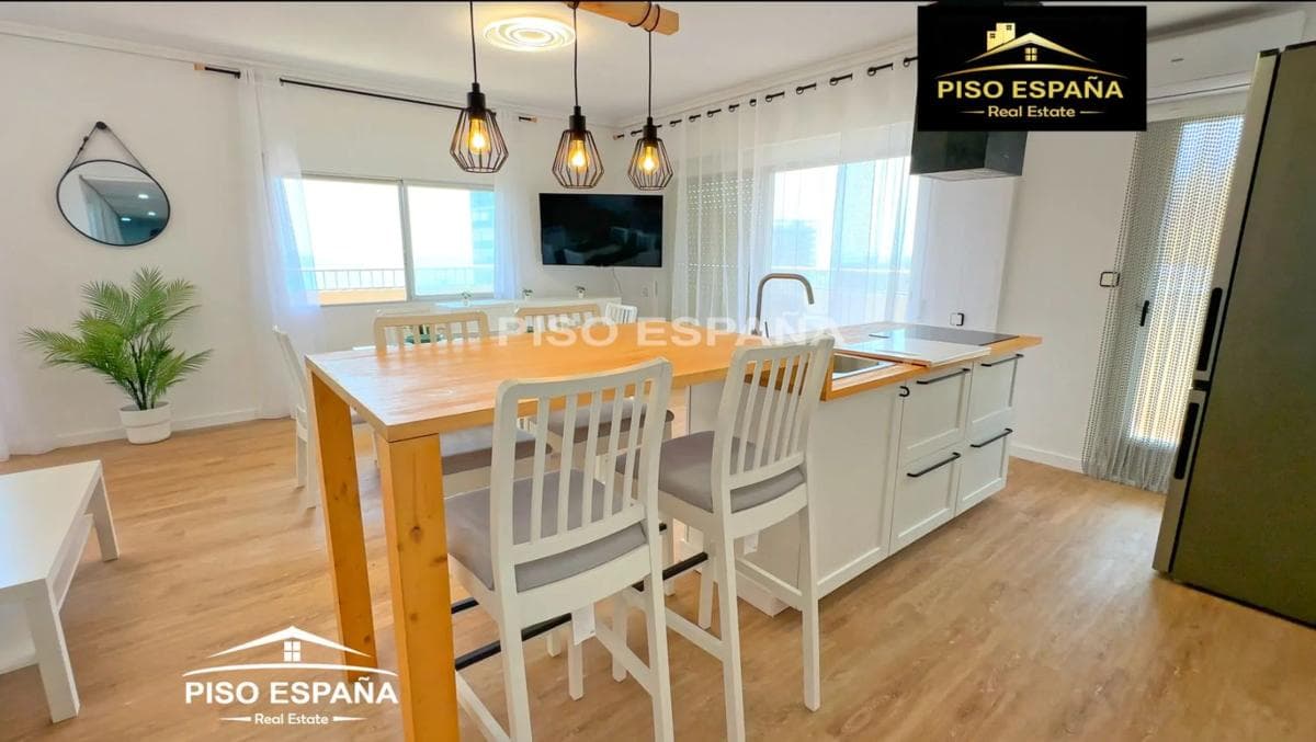 Venta de piso en Avenida de la Costa Blanca, Alicante / Alacant
photo 4