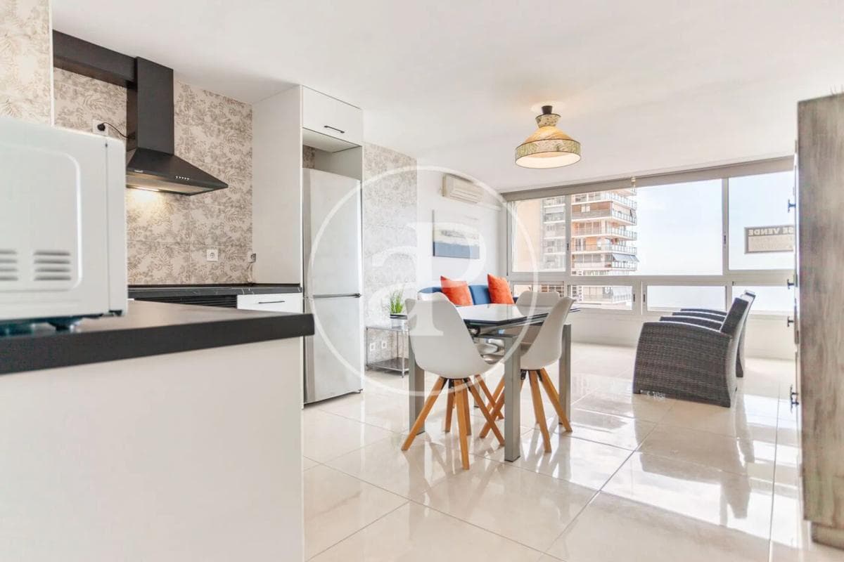 Venta de piso en Avenida de Villajoyosa, Alicante / Alacant
photo 2