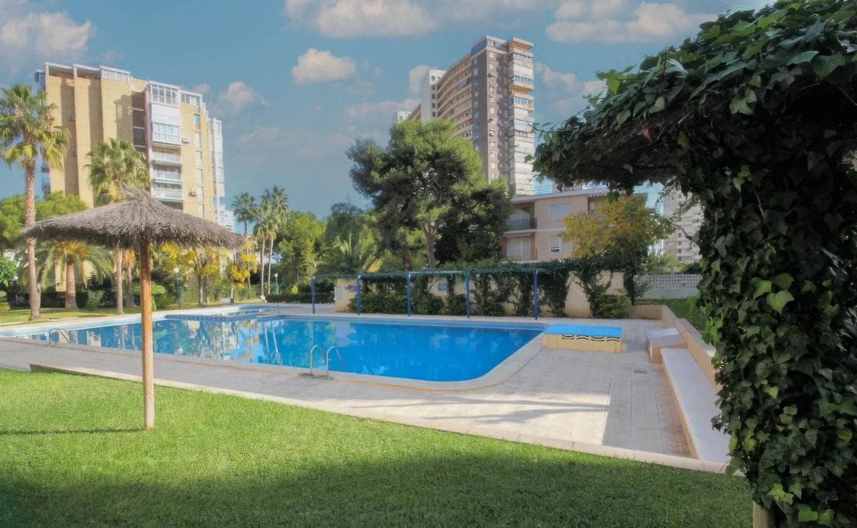 Venta de piso en AV HOLANDA, Alicante / Alacant
photo 2
