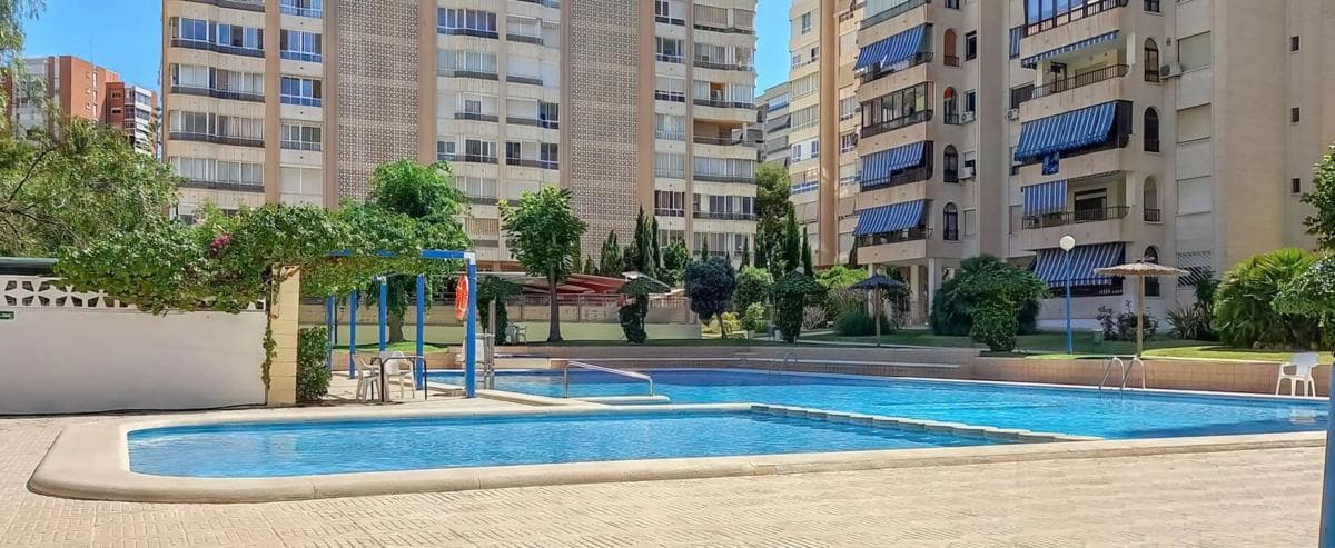 Venta de piso en AV HOLANDA, Alicante / Alacant
photo 3