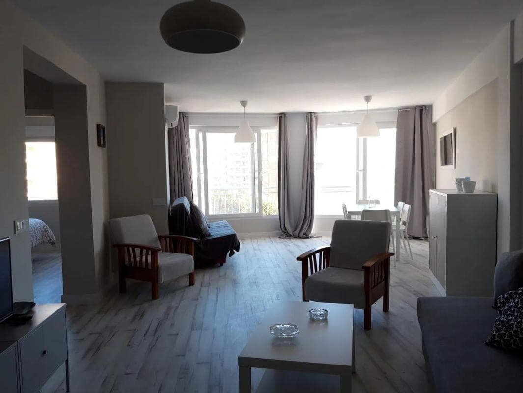 Venta de piso en Calle Anguila, Alicante / Alacant
photo 2