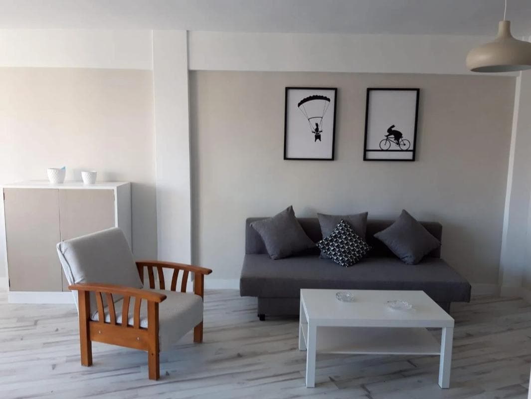 Venta de piso en Calle Anguila, Alicante / Alacant
photo 4