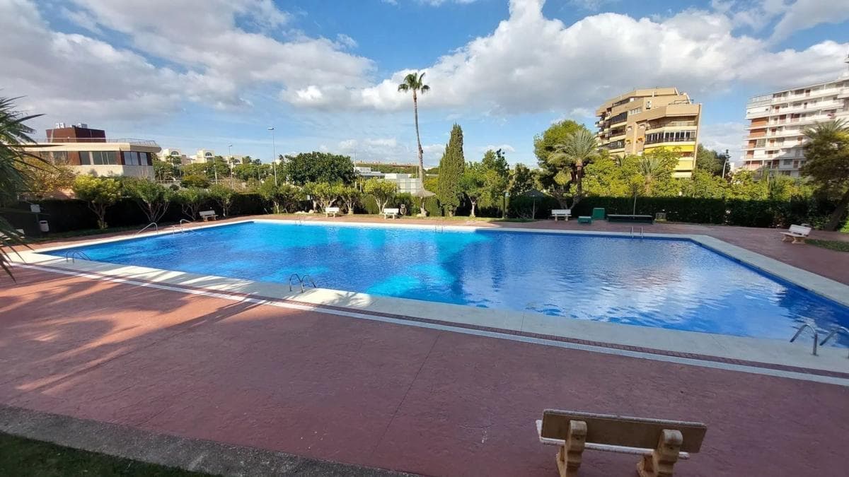 Venta de piso en Avenida Bruselas, 21, Alicante / Alacant
photo 2
