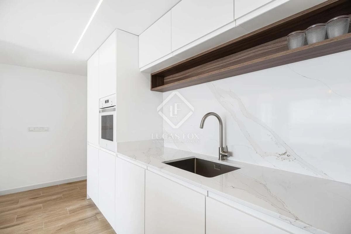 Venta de piso en Avenida de Villajoyosa, Alicante / Alacant
photo 3