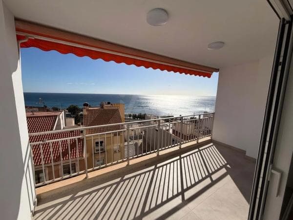 Piso en venta en Calle de la Virgen del Socorro, 67, Alicante / Alacant
photo 1