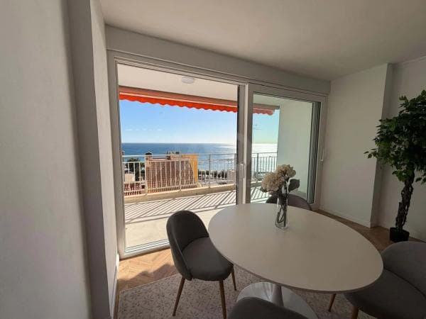 Piso en venta en Calle de la Virgen del Socorro, 67, Alicante / Alacant
thumbnail 1