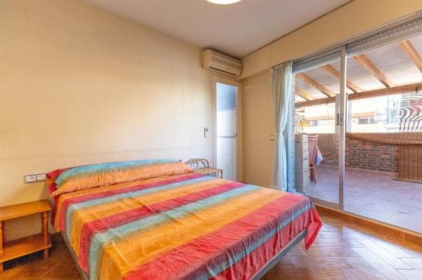 Piso en venta en Avenida de Dénia, 3, Alicante / Alacant
thumbnail 2