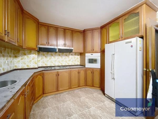 Piso en venta en Calle de la Virgen del Socorro, 17, Alicante / Alacant
thumbnail 1