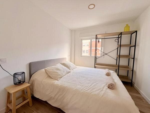Piso en venta en Calle del Arquitecto Jover, Alicante / Alacant
photo 1