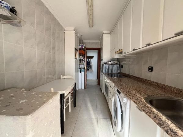 Piso en venta en Avenida del Doctor Jiménez Díaz, 14, Alicante / Alacant
thumbnail 1