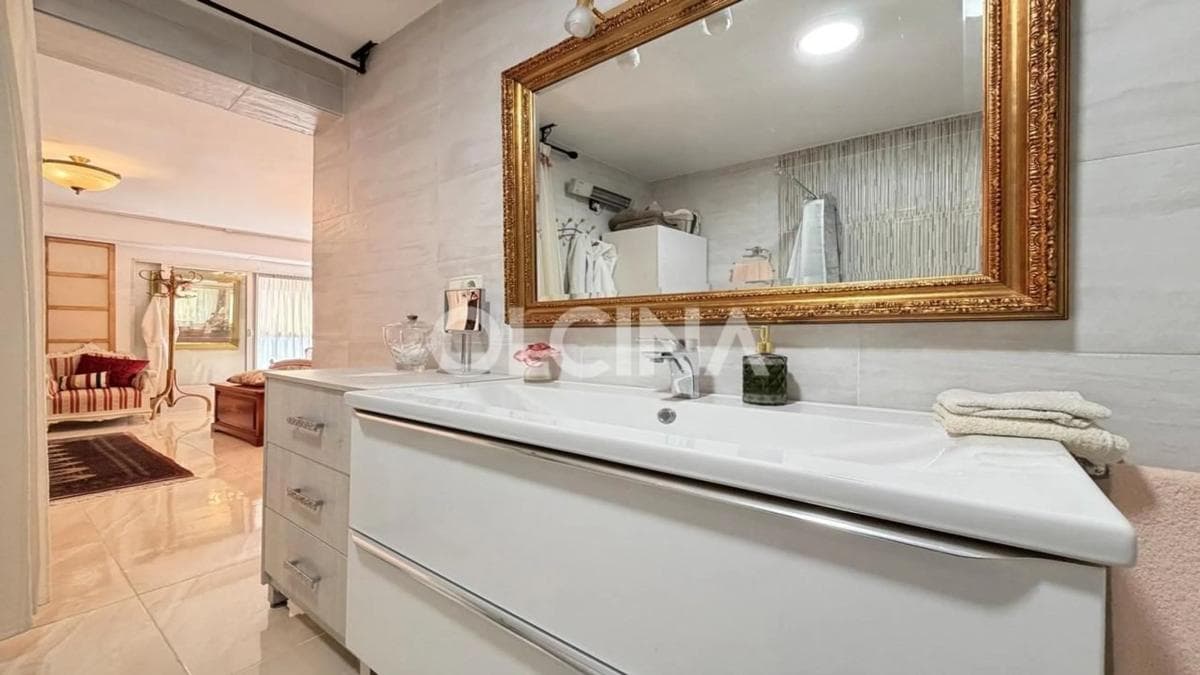 Venta de piso en Barrio Santo Domingo, Alicante / Alacant
photo 5