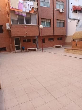 Piso en venta en CL BONO GUARNER, 8, Alicante / Alacant
thumbnail 1