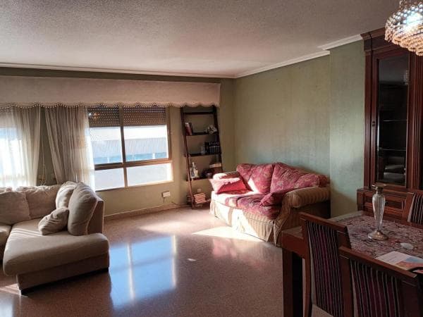 Piso en venta en CL BONO GUARNER, 8, Alicante / Alacant
thumbnail 2