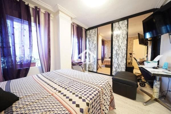 Piso en venta en Calle Pintor Pedro Camacho, Alicante / Alacant
thumbnail 1