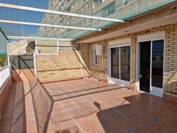Piso en venta en Calle Pintor Pedro Camacho, Alicante / Alacant
thumbnail 1