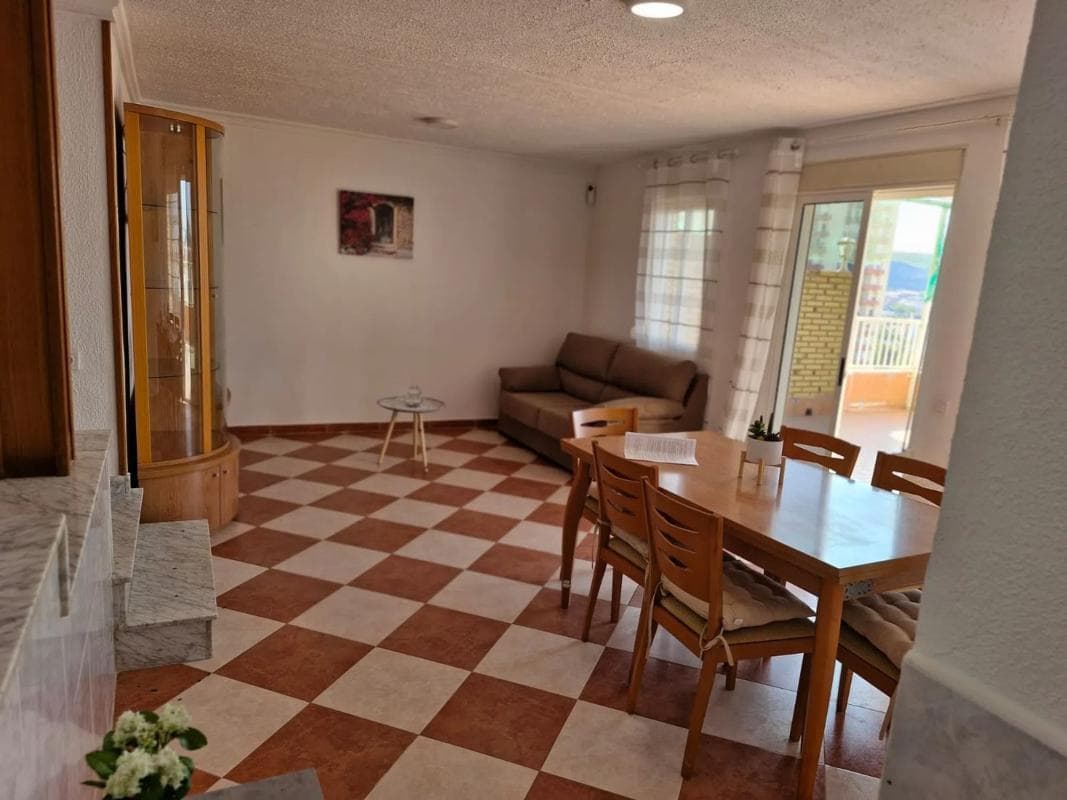 Продажа квартиры на Calle Pintor Pedro Camacho, Аликанте / Алакант
photo 4