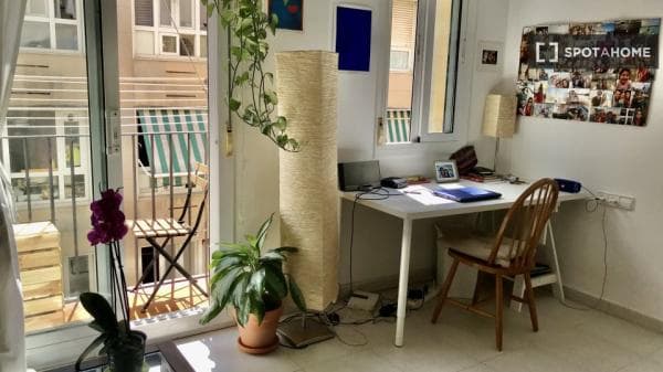 Estudio en alquiler en Carrer del Marquès de Barberà, Barcelona photo 1