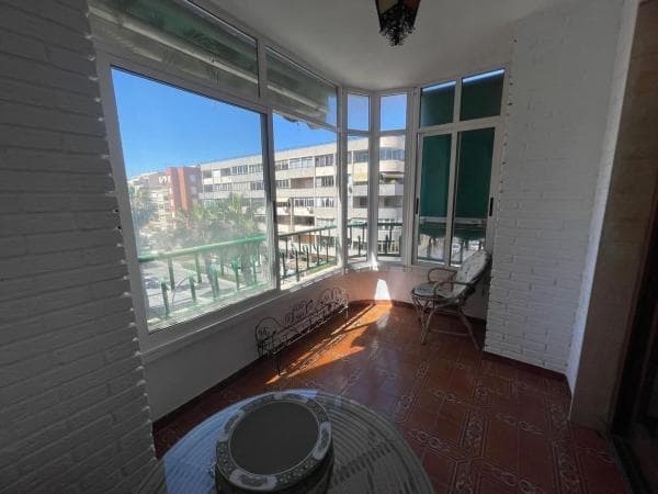 Piso en venta en Calle Santomera, Torrevieja
thumbnail 1