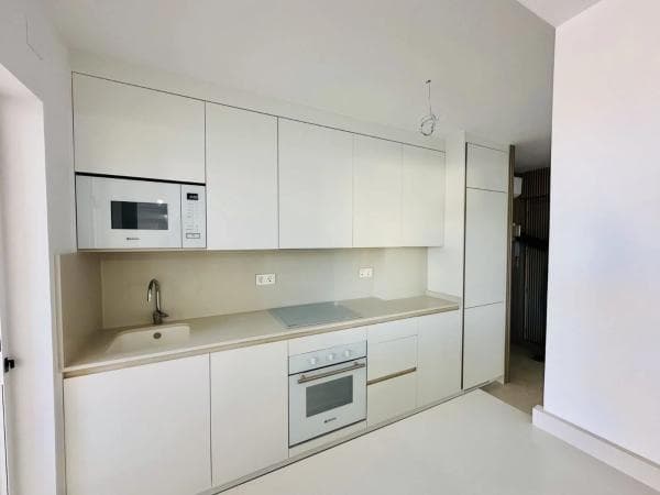 Piso en venta en Barrio Los Europeos, Torrevieja
thumbnail 2