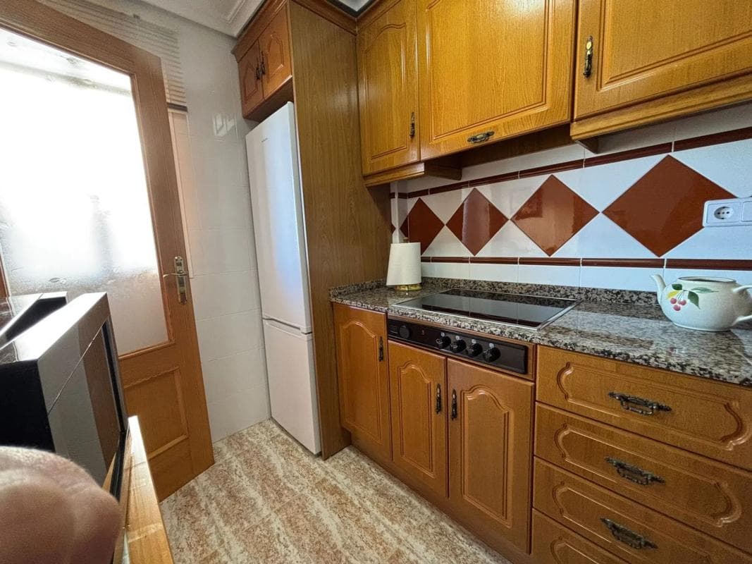 Venta de piso en Avenida Virgen del Carmen, Torrevieja
photo 5