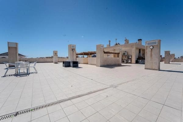 Piso en venta en Barrio Gaspar Perrelló, Torrevieja
thumbnail 1