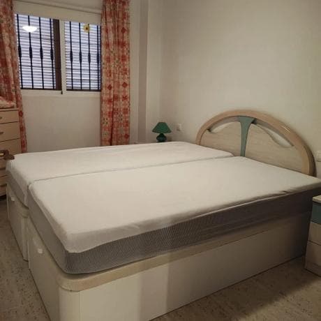 Piso en venta en Barrio Cañada del Molino, Torrevieja
thumbnail 1