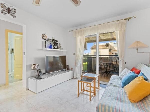 Chalet independiente en venta en Barrio La Siesta - El Salado - Torreta, Torrevieja
photo 1