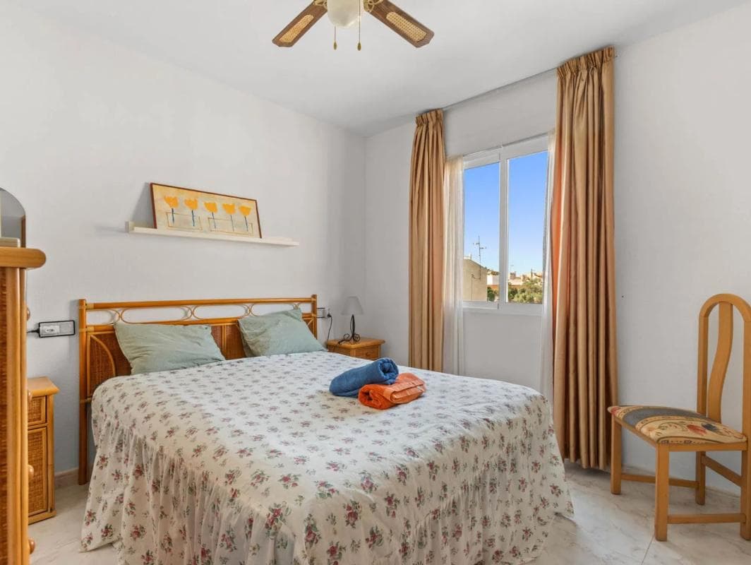 Venta de chalet independiente en Barrio La Siesta - El Salado - Torreta, Torrevieja
photo 5