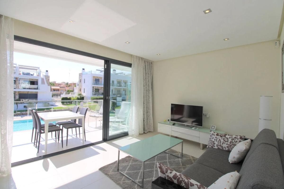 Venta de piso en Barrio Los Balcones - Los Altos del Edén, Torrevieja
photo 5