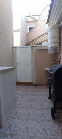 Четырехквартирный дом на продажу на Calle Veleta, 69 , Торревьеха photo 1