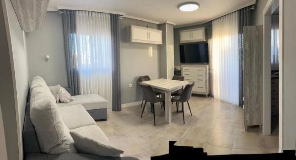 Mieszkanie na sprzedaż w Barrio Nueva Torrevieja, Torrevieja photo 1