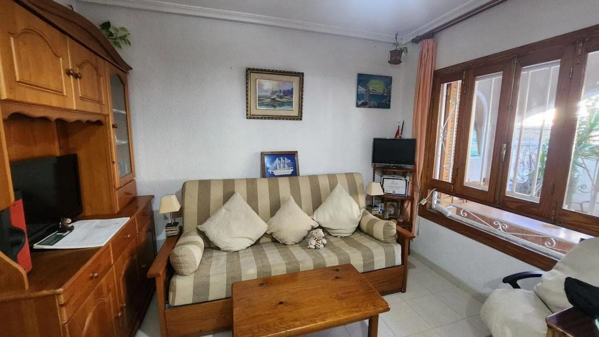Venta de chalet independiente en Barrio Aguas Nuevas, Torrevieja
photo 4
