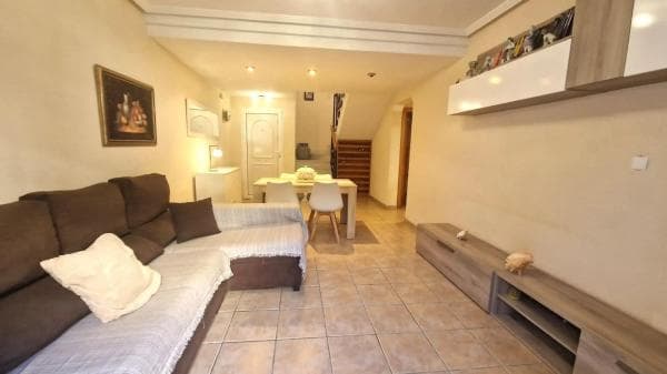 Chalet pareado thumbnail 1