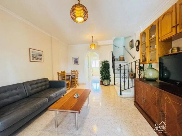 Chalet pareado en calle Avellaneda, 2 thumbnail 2