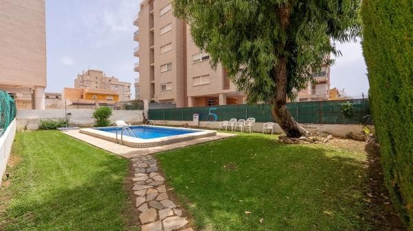 Piso en venta en Barrio Nueva Torrevieja, Torrevieja
photo 1
