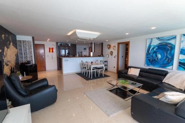 Piso en venta en Barrio Playa de los Locos, Torrevieja
thumbnail 2