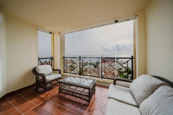 Piso en venta en Avenida Roentgen, Torrevieja
thumbnail 2