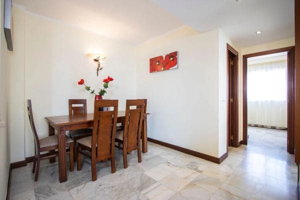 Piso en venta en Avenida Roentgen, 3, Torrevieja
thumbnail 1