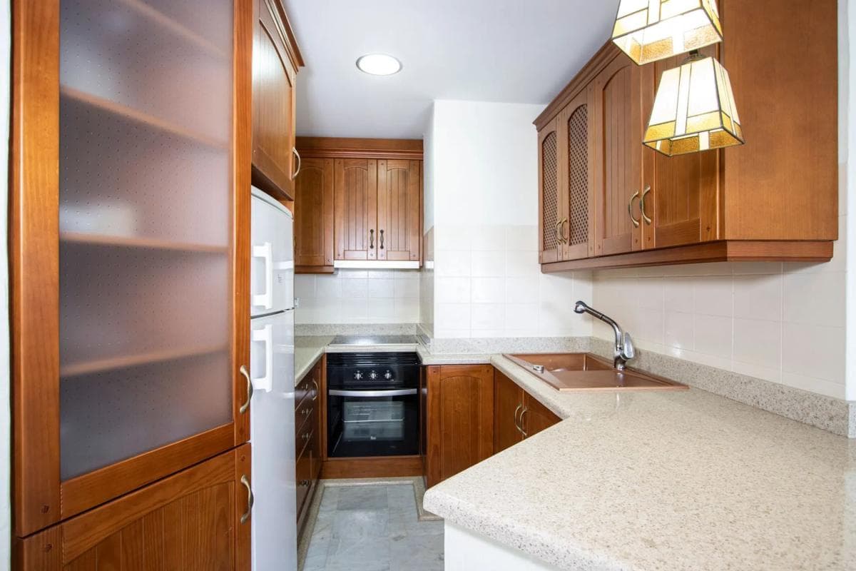 Venta de piso en Avenida Roentgen, 3, Torrevieja
photo 3