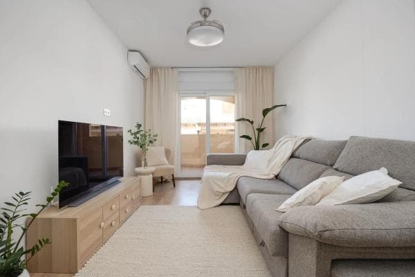 Piso en venta en Barrio Playa de los Locos, Torrevieja
thumbnail 1